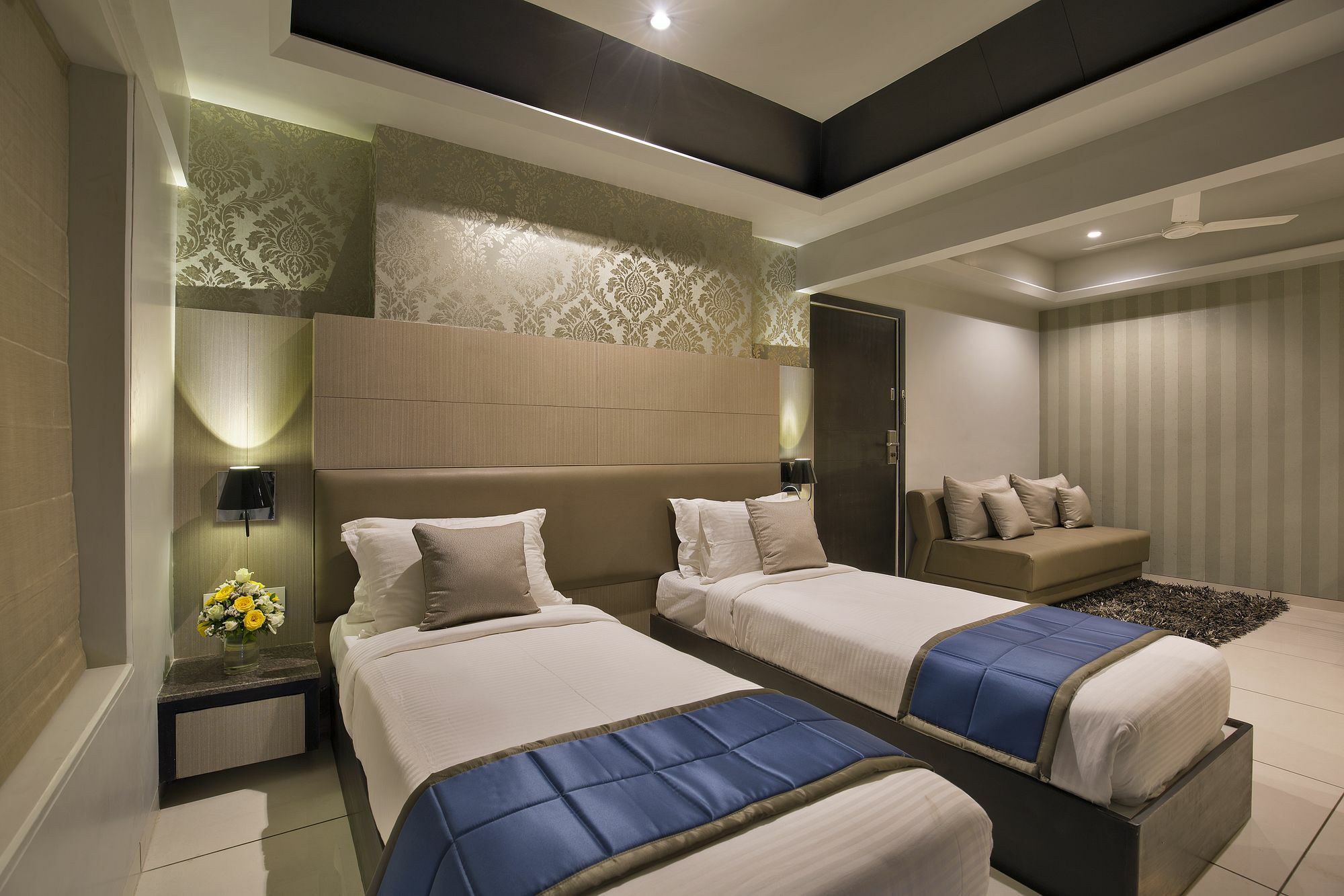 होटल The Baroda Residency Vadodara
